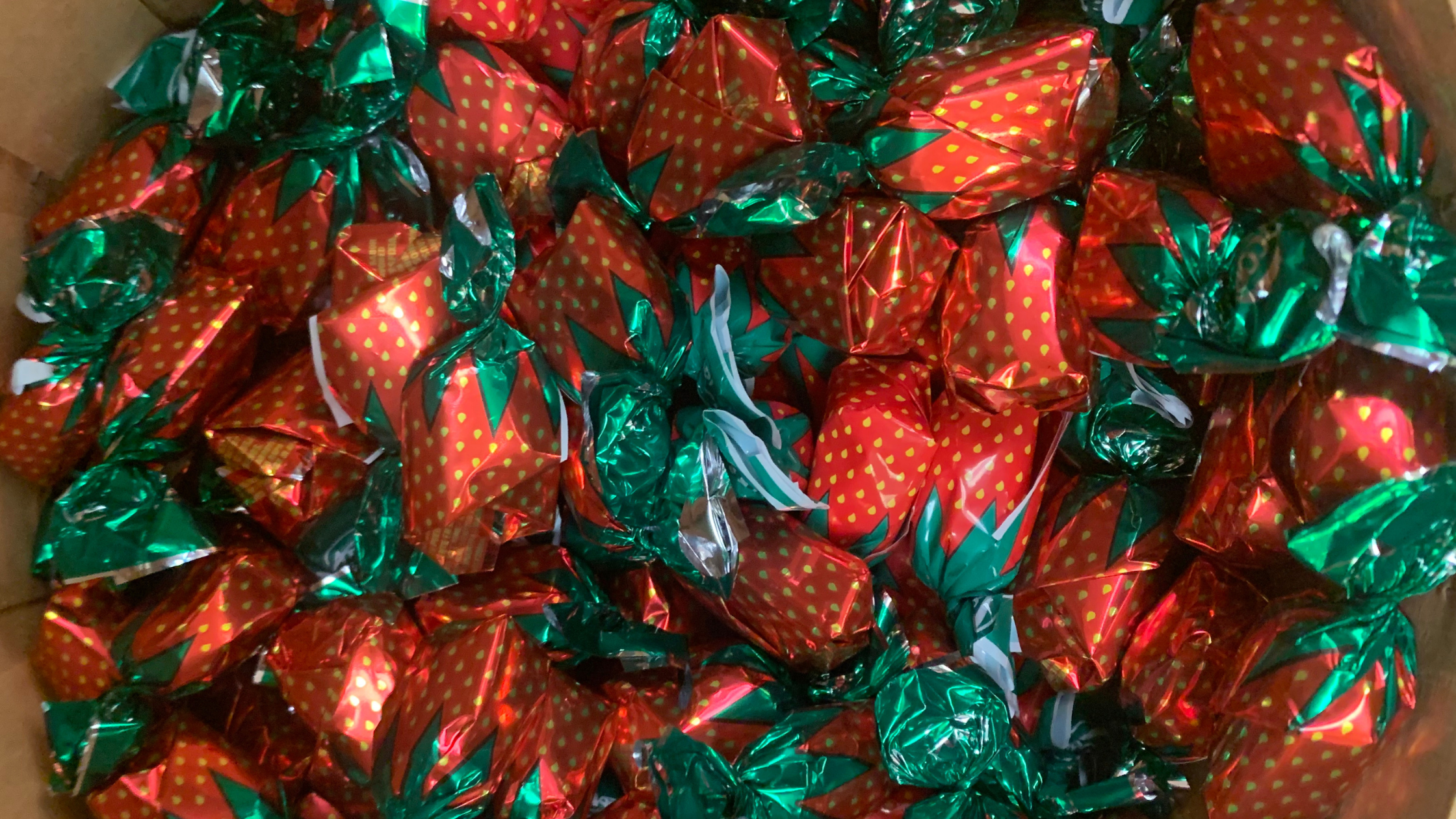 Strawberry Hard Candy - Chocolates & Sweets 